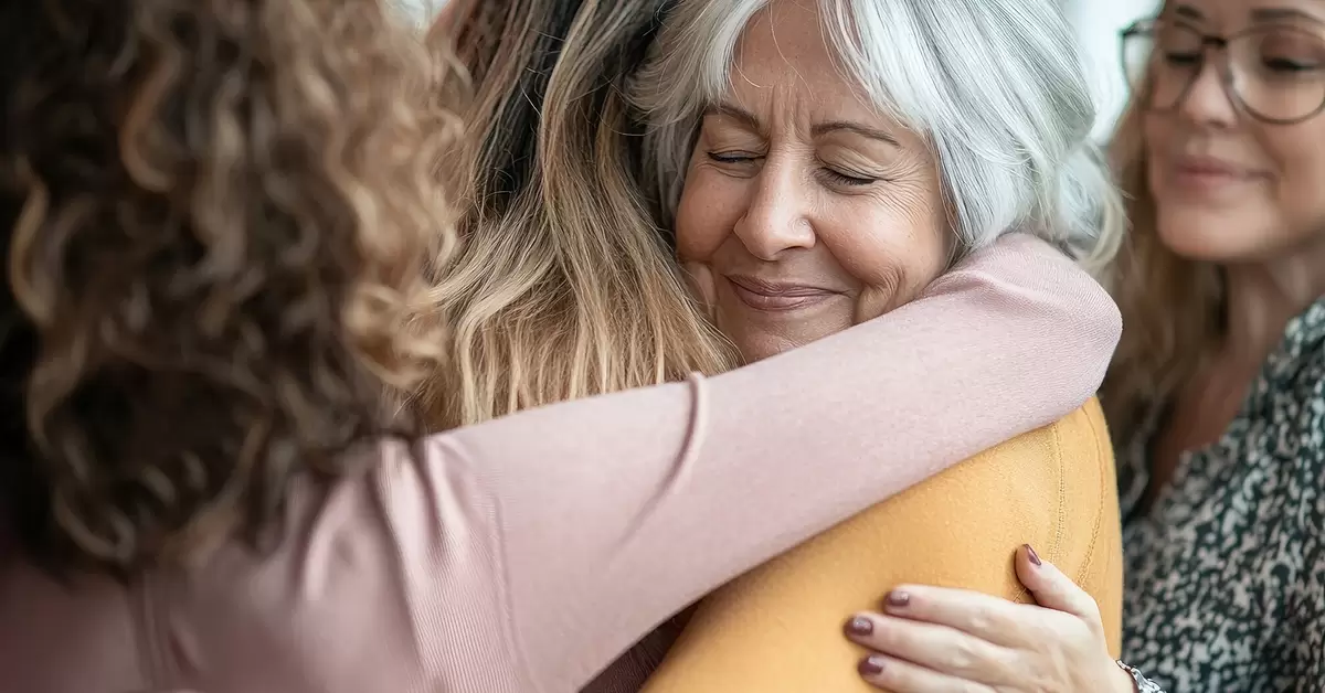 9 Ways to Support a Cancer Survivor