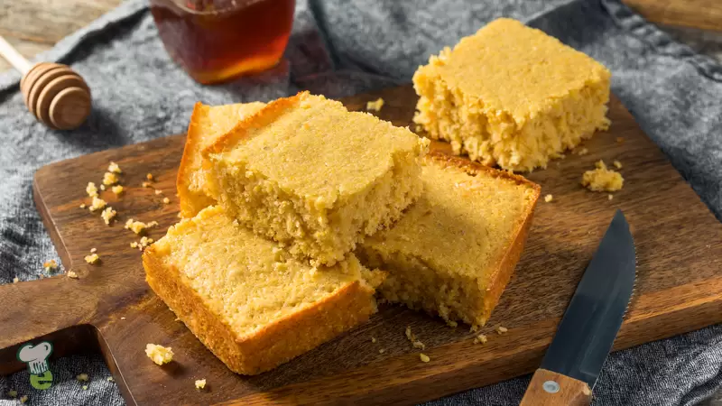 Low Calorie Easy Cornbread 