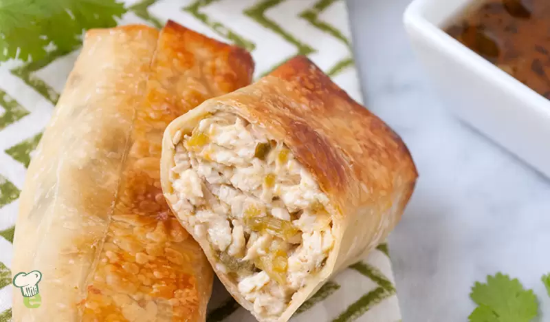 Egg Rolls With Green Chile and Chicken