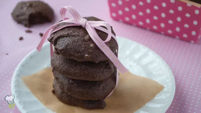 Chocolate Almond Cookies