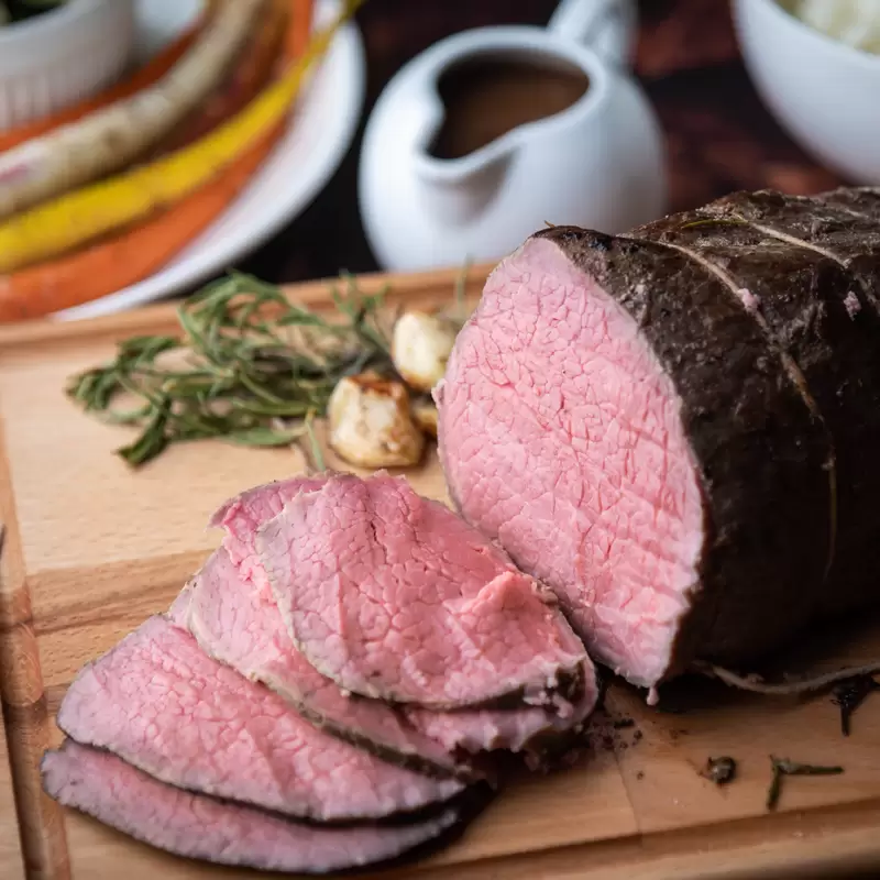 Heart Healthy Top Round Roast Beef with Gravy
