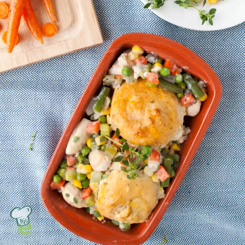 Heart Healthy Chicken and Biscuits | Easy Low Calorie One Pan Meal