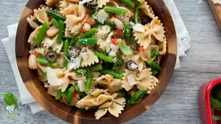 Pasta with Olives and Beans