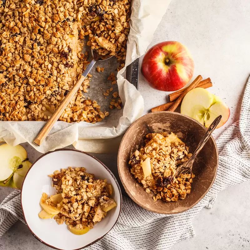 Healthy Apple Crumble | Low-Fat & Low-Calorie Dessert Recipe