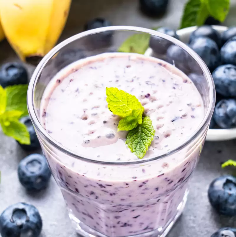 Healthy Blueberry Banana Smoothie | Low Calorie