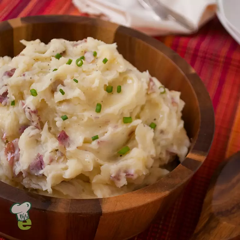 Easy Healthy Mashed Potatoes (Low Calorie, With Skin)