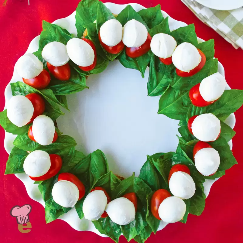 Heart Healthy Caprese Wreath