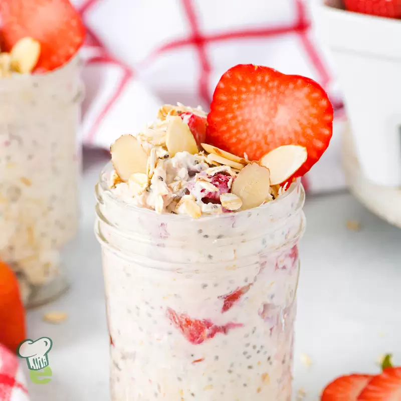 Healthy Strawberry Overnight Oats | Protein Packed Recipe