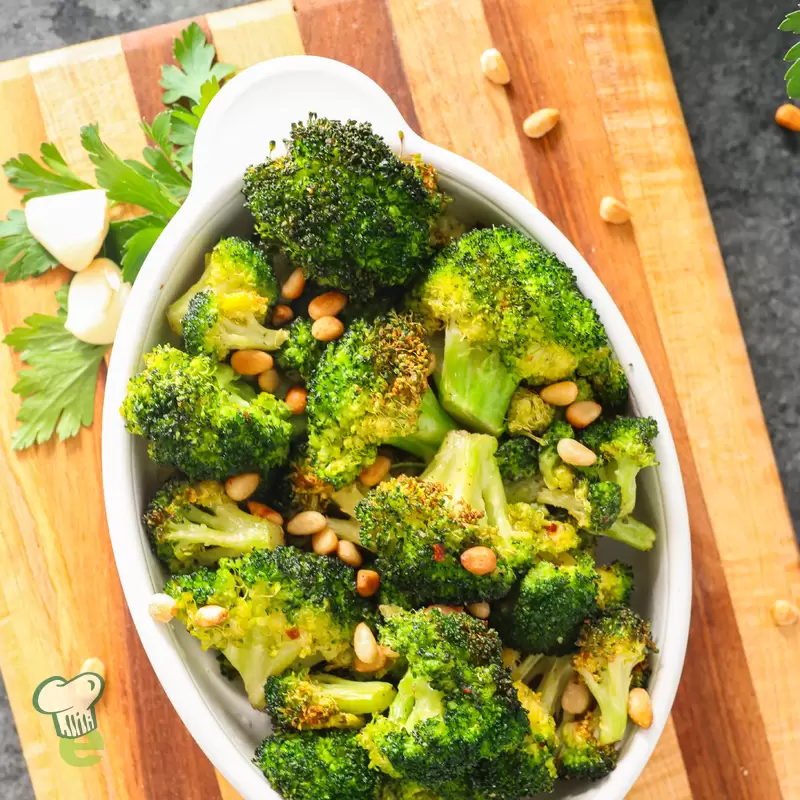 Healthy Air Fryer Garlic Broccoli (Quick & Crispy)