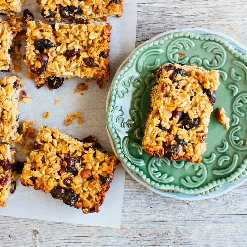 Heart Healthy Oatmeal Breakfast Bars