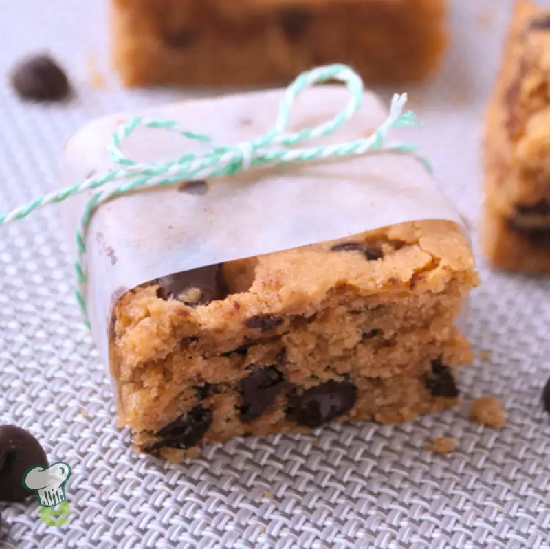 Heart Healthy Chocolate Peanut Butter Bars