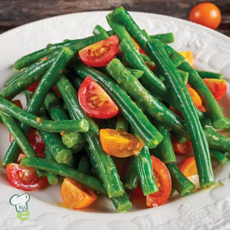 Green Beans with Tomatoes & Garlic (Healthy Italian Recipe)