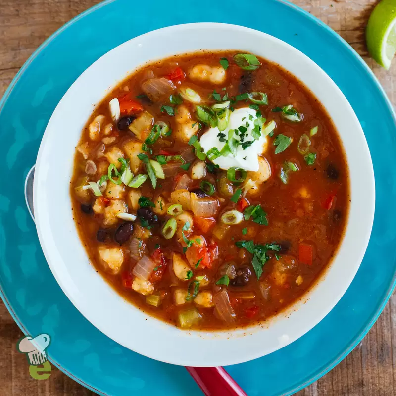 Heart Healthy Black Bean and Hominy Chili