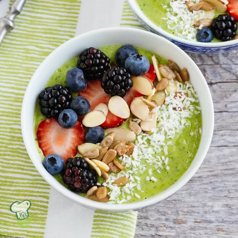 Heart Healthy Green Smoothie Bowl