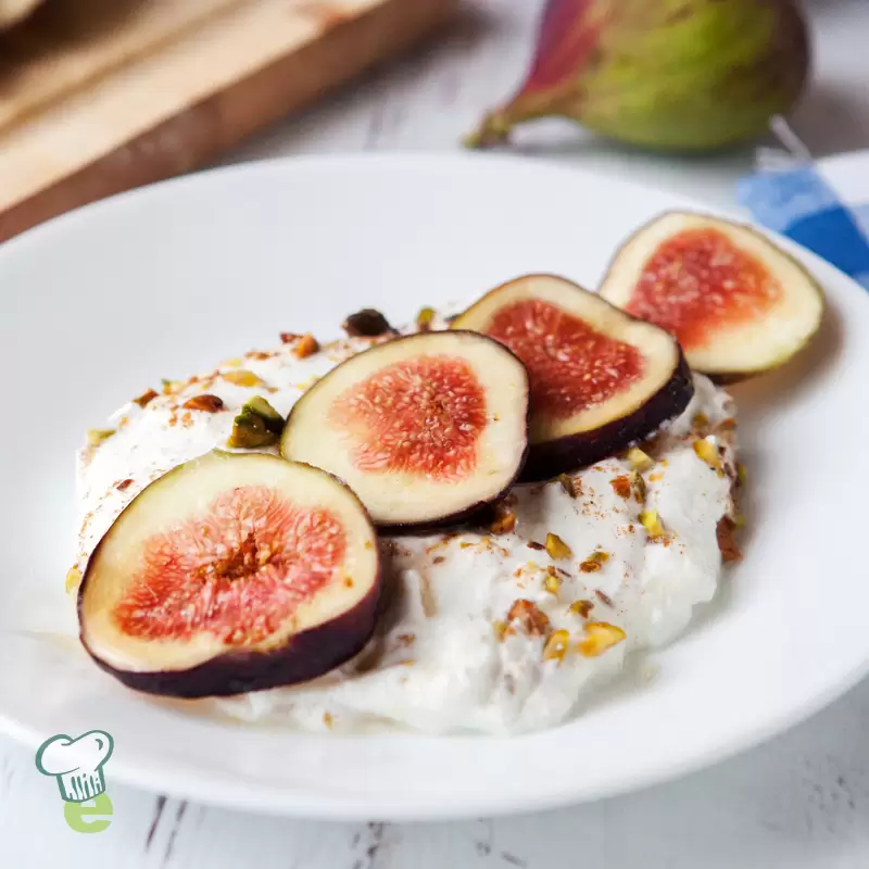 Heart Healthy Fresh Figs with Yogurt